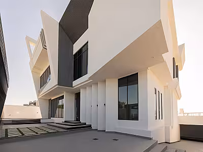 DON'T MISS THIS | PREMIUM SEA VIEW VILLA IN LUSAIL -QETAIFAN | PRICED TO SELL!