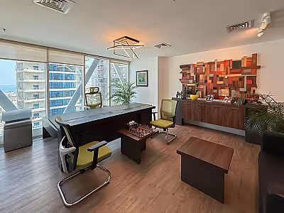 F/Fitted Premium Office 215Sqm Lusail Marina