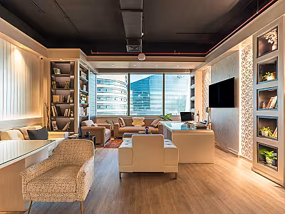 Luxury Office for Sale in The Eighteenth Tower – Lusail Marina