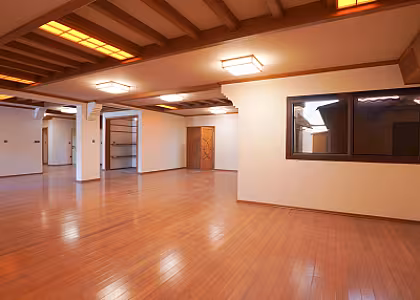 EXQUISITE 6-BR VILLA | SF | AL DAFNA